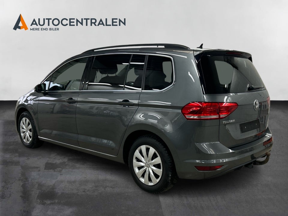 VW Touran 1,6 TDi 115 Comfortline DSG 7prs 5d