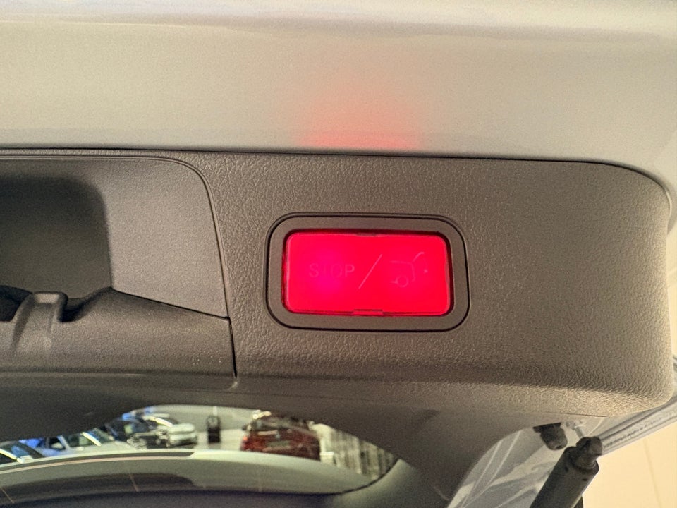 Mercedes EQB250+ 7prs 5d