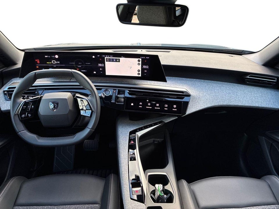 Peugeot e-3008 77 Allure 5d