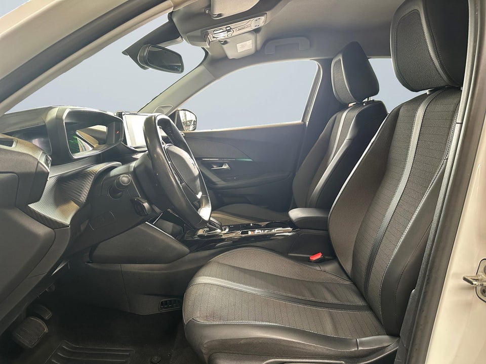 Peugeot e-2008 50 Allure Pack 5d