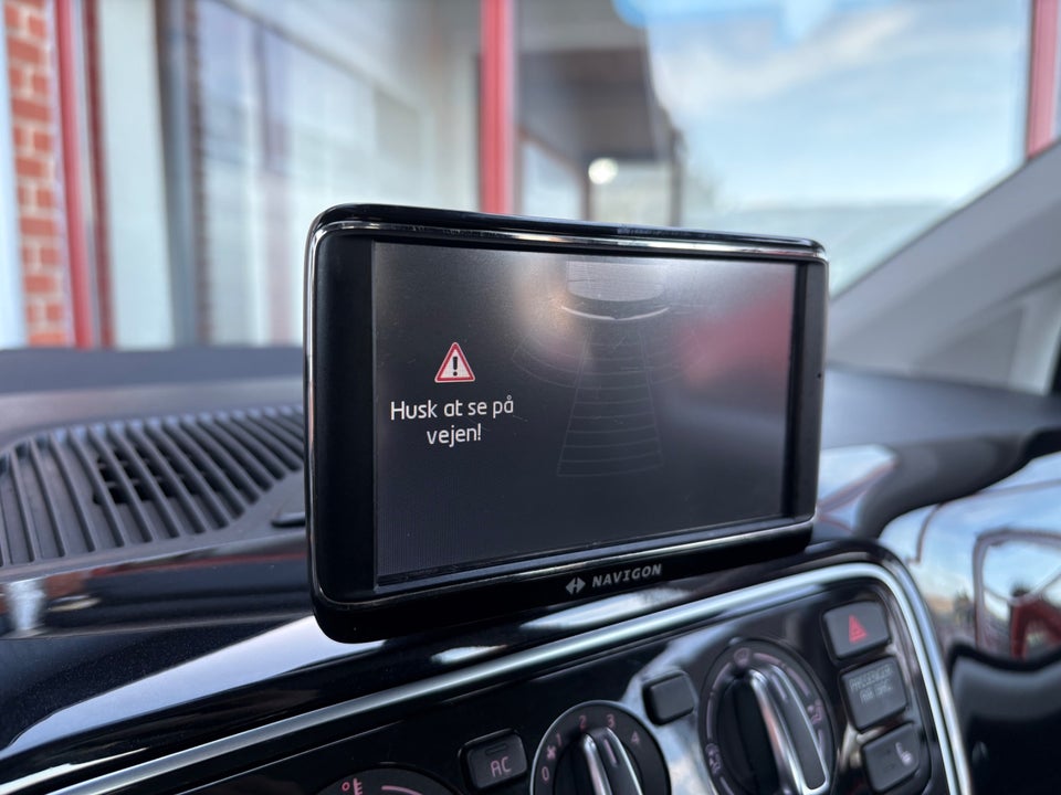 VW Up! 1,0 75 High Up! BMT 3d