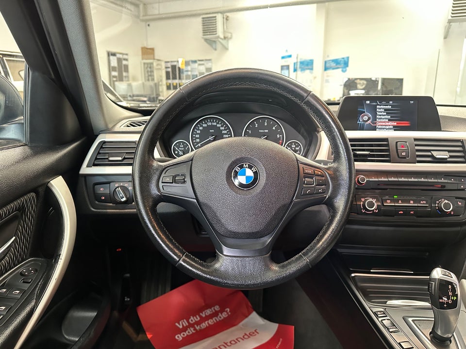 BMW 318d 2,0 Touring aut. 5d