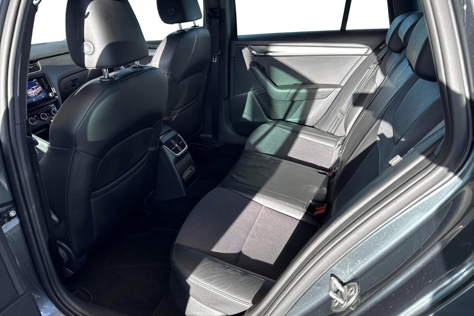 Skoda Octavia 2,0 TDi 150 Business Line+ Combi DSG 5d