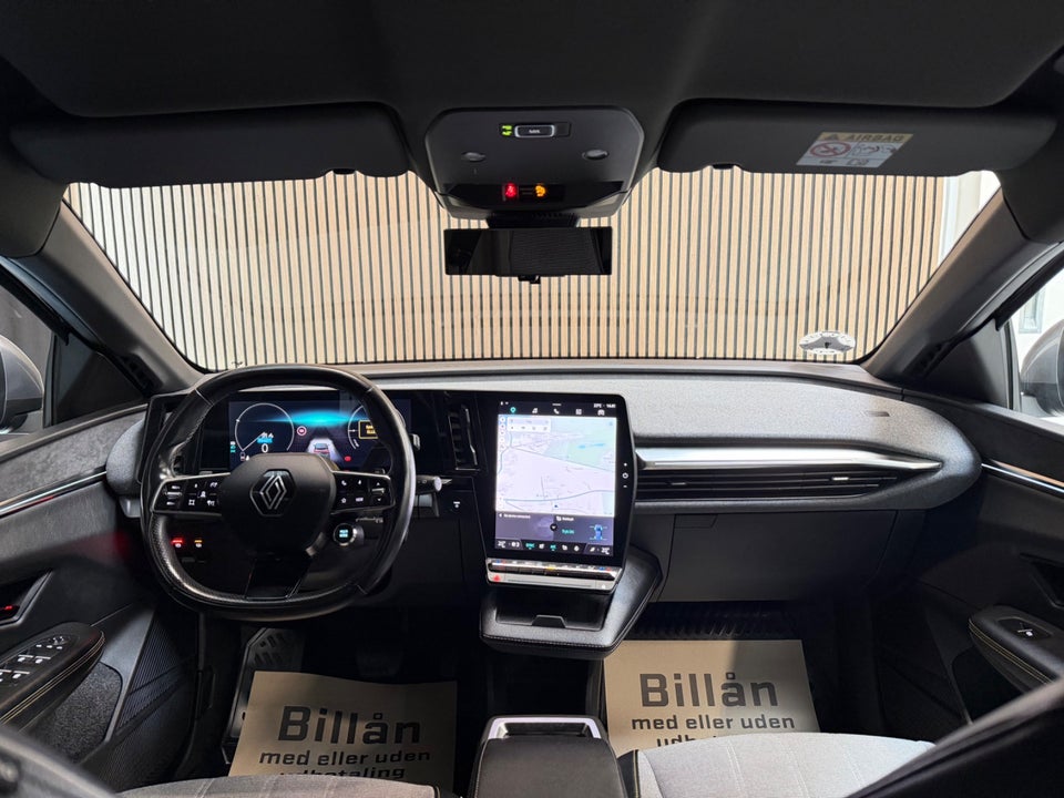 Renault Megane E-Tech 60 Techno 5d