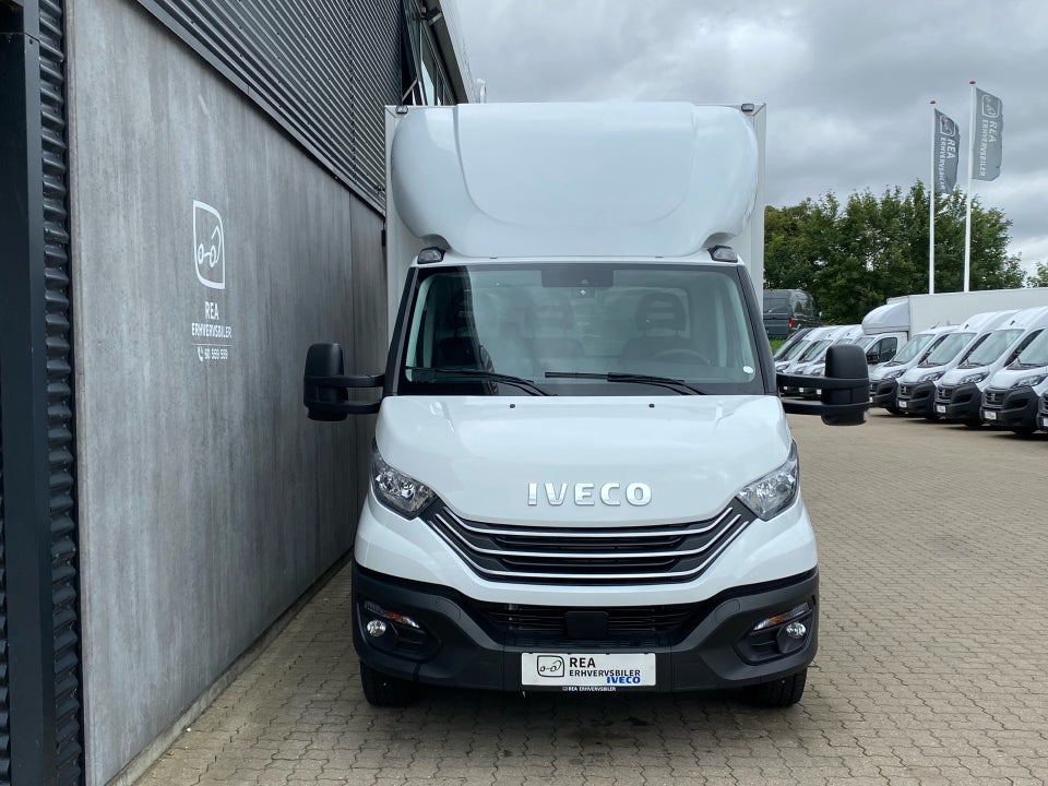 Iveco Daily 2,3 35S14 Alukasse m/lift AG8 2d