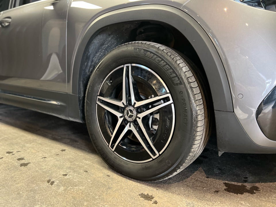 Mercedes EQB250+ AMG Line 7prs 5d