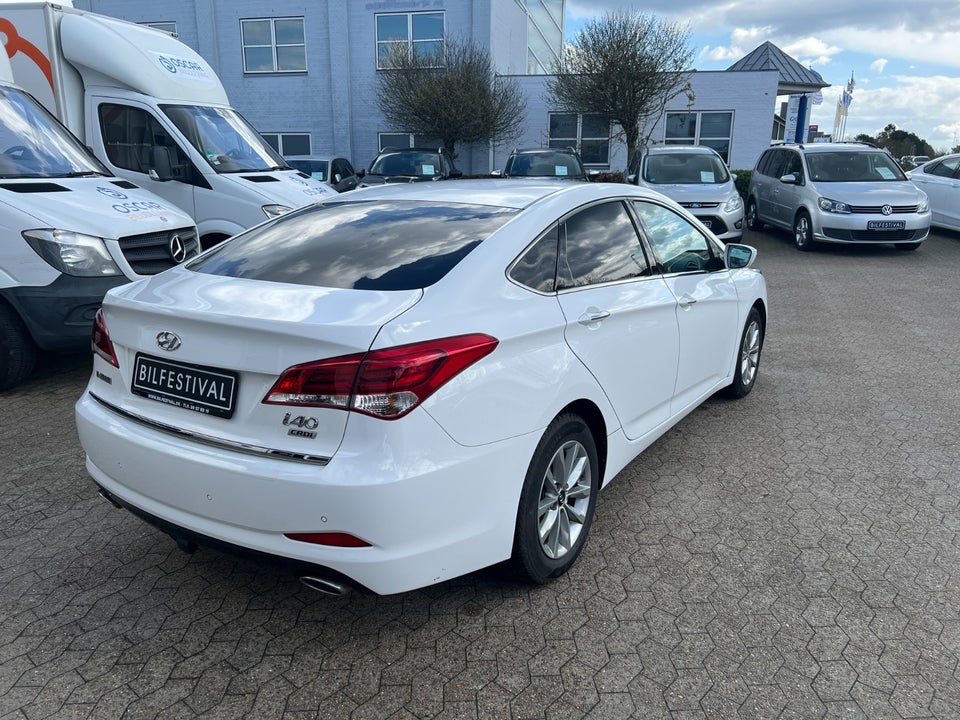 Hyundai i40 1,7 CRDi 115 Premium 4d