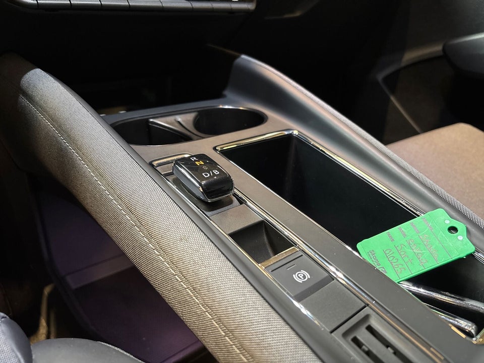 Skoda Enyaq 60 iV Plus 5d