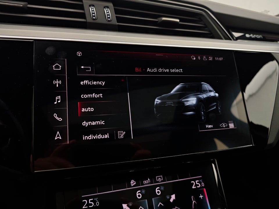 Audi e-tron 55 quattro 5d