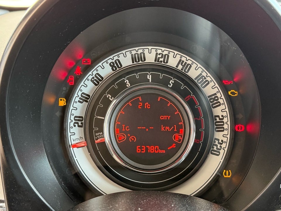 Fiat 500C 1,0 Hybrid Dolcevita 2d