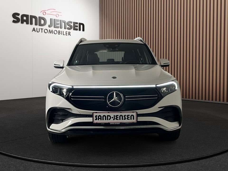 Mercedes EQB250 AMG Line 5d