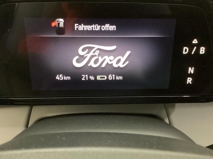 Ford Explorer 52 Premium Standard Range 5d
