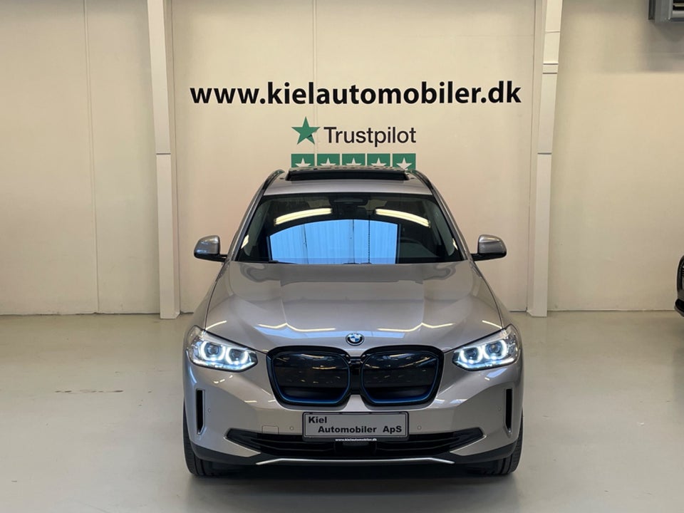 BMW iX3 Charged 5d