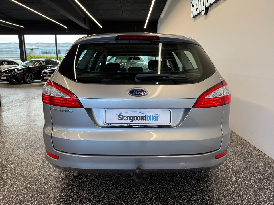 Ford Mondeo 1,6 Ti-VCT 110 Ambiente stc. 5d