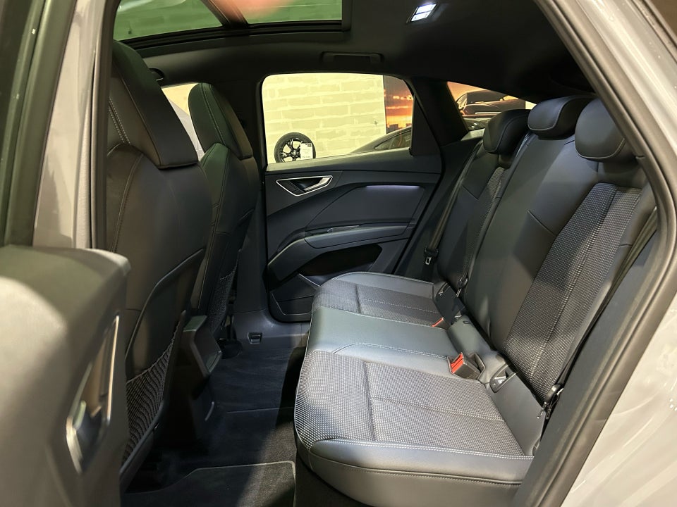 Audi Q4 e-tron 50 S-line Sportback quattro 5d
