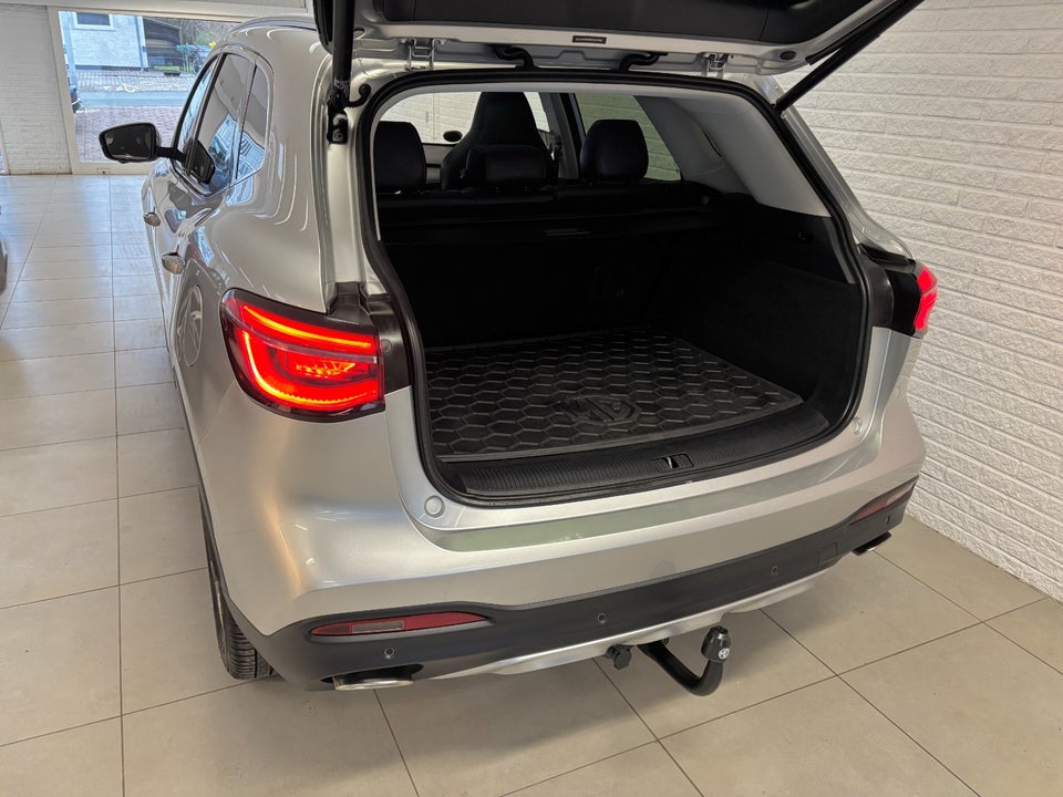 MG EHS 1,5 PHEV Luxury 5d