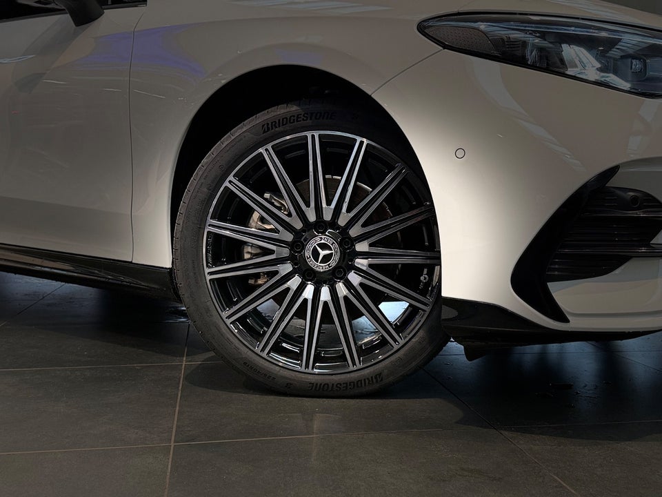 Mercedes CLA350 electric AMG Premium 4Matic 4d