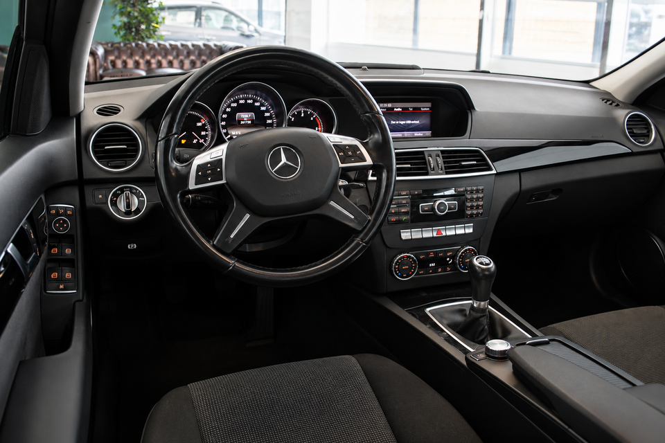 Mercedes C200 1,6 BlueTEC Avantgarde 4d