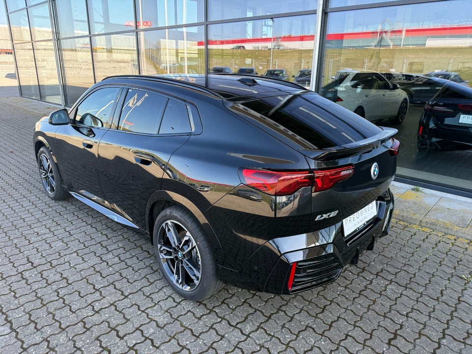 BMW iX2 eDrive20 Fully Charged 5d