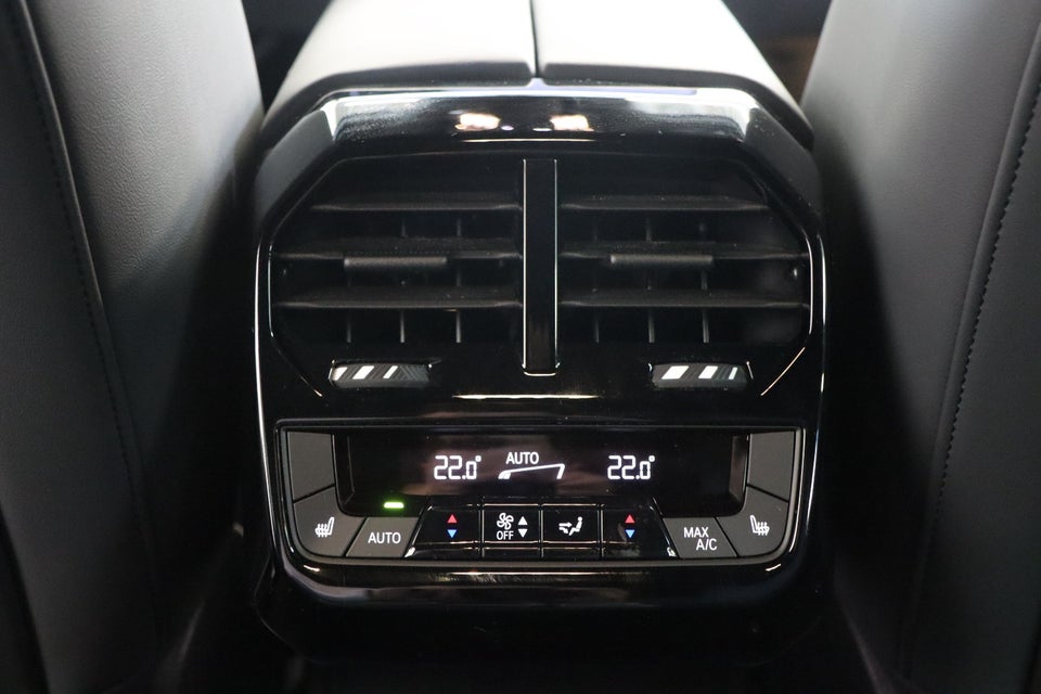 BMW iX xDrive40 Sport 5d