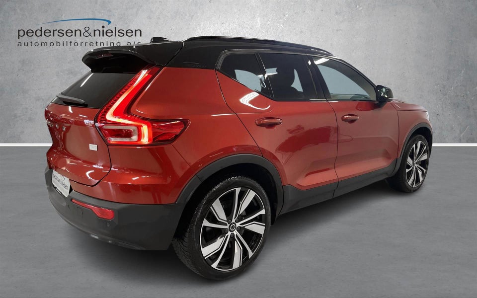 Volvo XC40 P8 ReCharge Twin Pro 5d