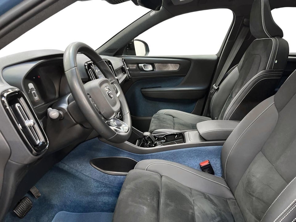 Volvo XC40 ReCharge Twin Ultimate 5d