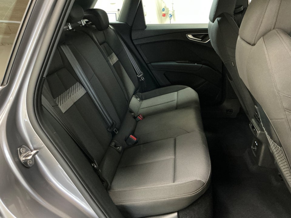 Audi Q4 e-tron 40 Attitude 5d