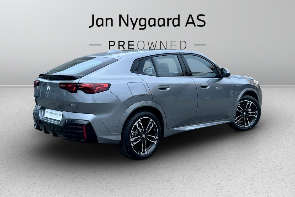 BMW iX2 eDrive20 M-Sport 5d