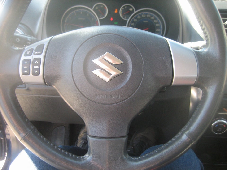 Suzuki SX4 1,6 CombiBack GLX 5d