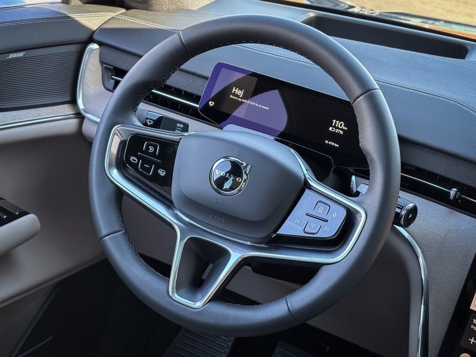 Volvo EX90 Plus 7prs 5d