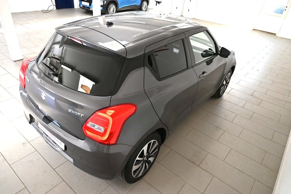 Suzuki Swift 1,2 Dualjet Exclusive CVT 5d