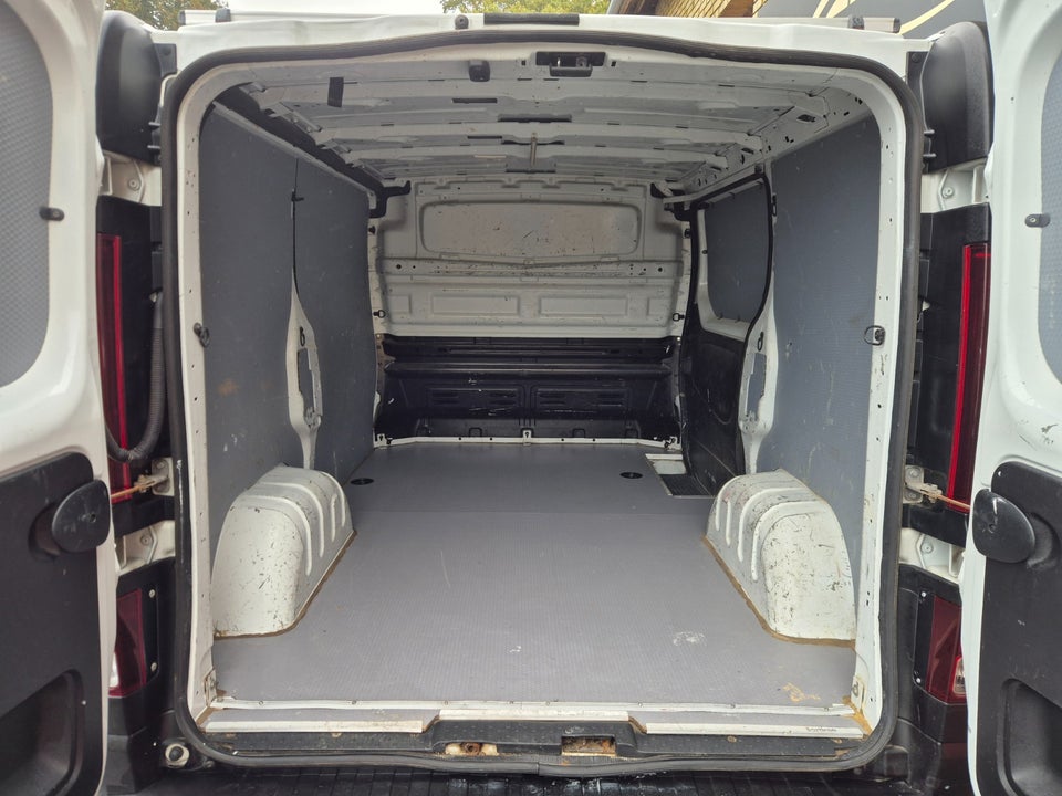 Renault Trafic T29 2,0 dCi 170 L1H1 EDC