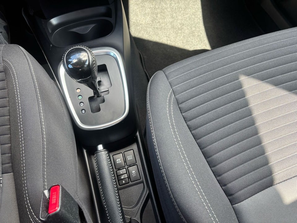 Toyota Yaris 1,5 Hybrid H3 Limited e-CVT 5d