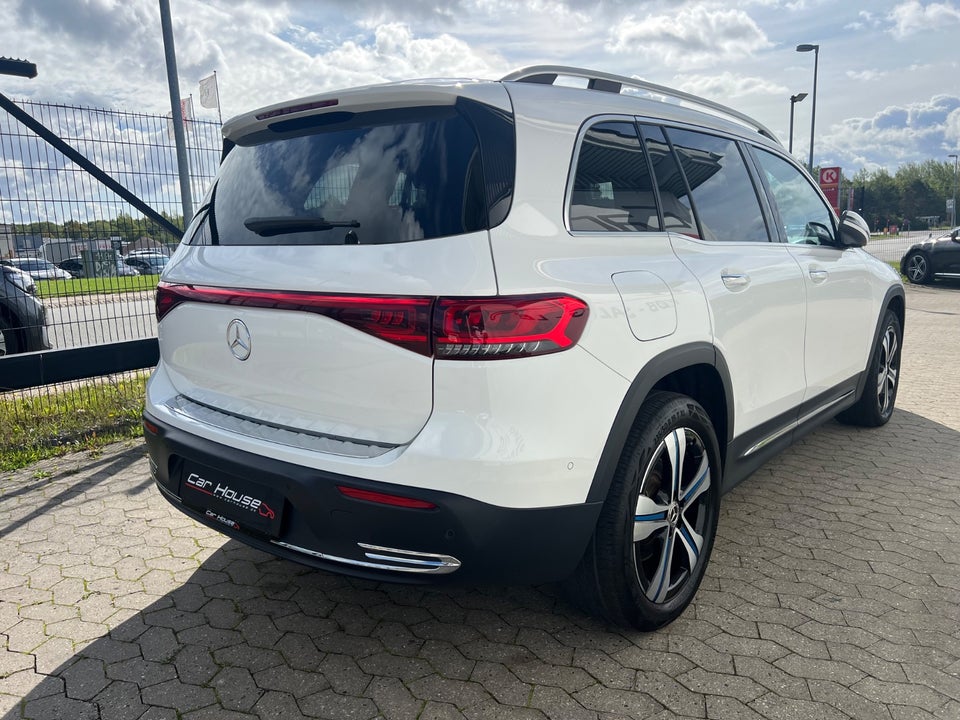 Mercedes EQB250 Progressive 5d