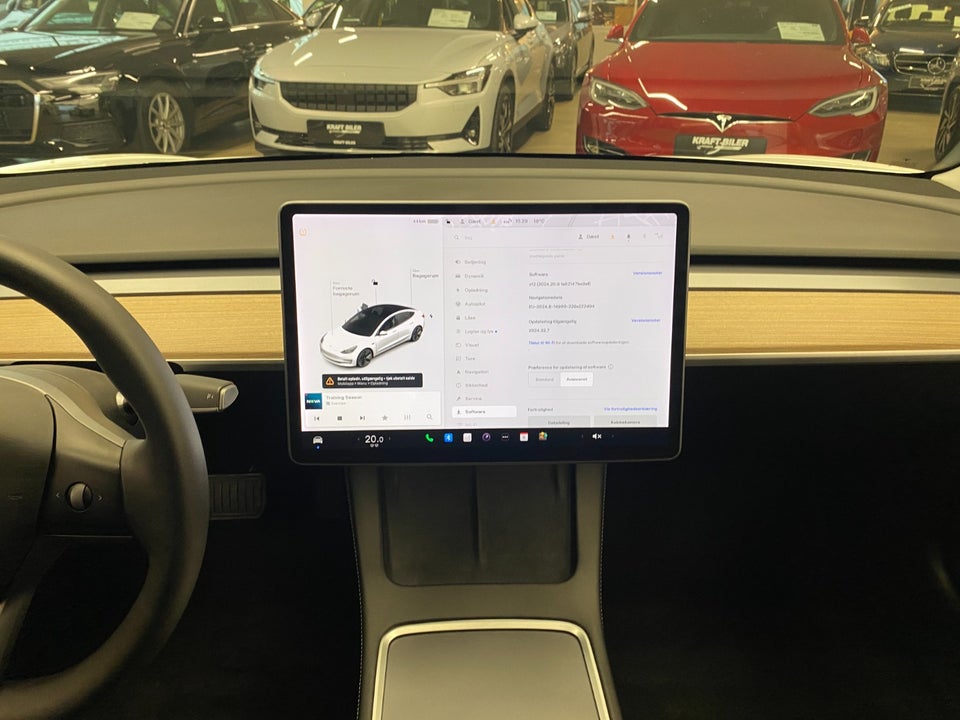 Tesla Model 3 Standard Range+ RWD 4d