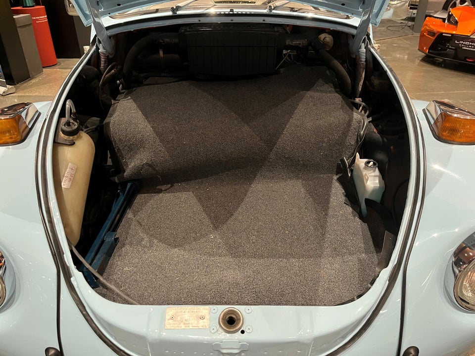 VW 1302 1,6 Cabriolet 2d