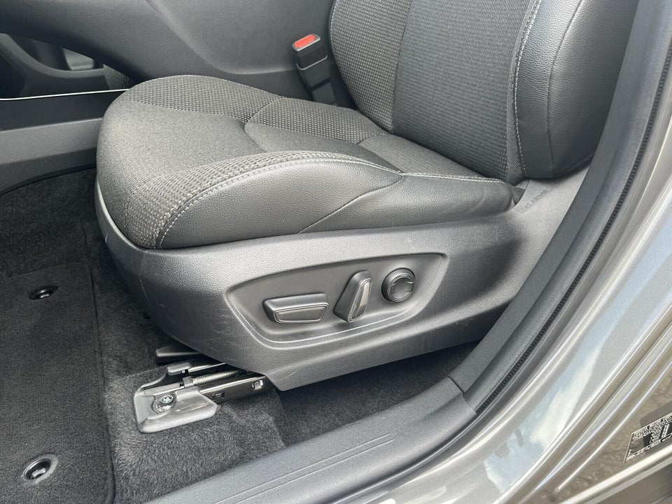 Toyota bZ4X Active Design 5d