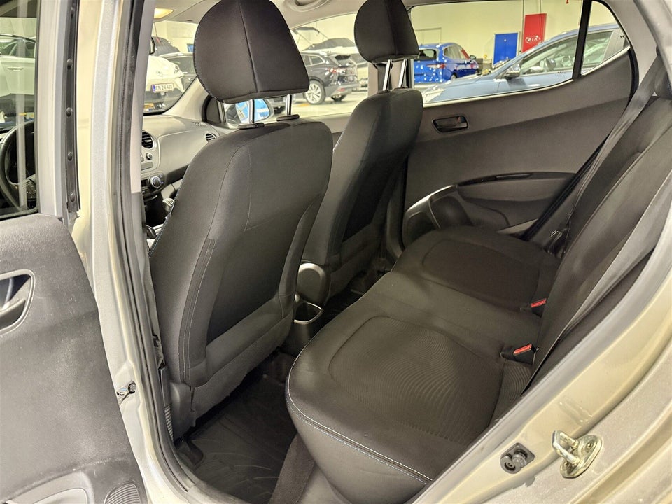 Hyundai i10 1,0 EM-Edition Eco 5d