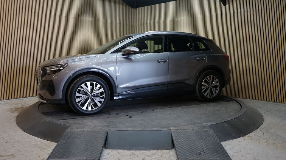 Audi Q4 e-tron 40 Advanced 5d