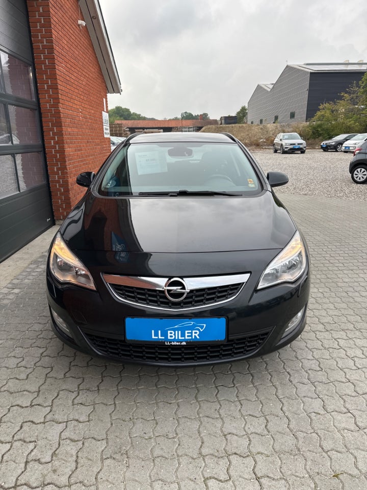 Opel Astra 1,4 T 140 Sport Sports Tourer 5d