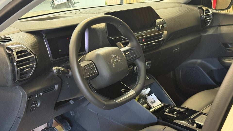 Citroën ë-C4 X 50 Palais Sky 4d