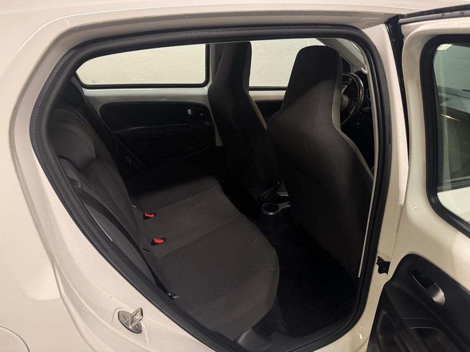 VW Up! 1,0 75 Move Up! BMT 5d