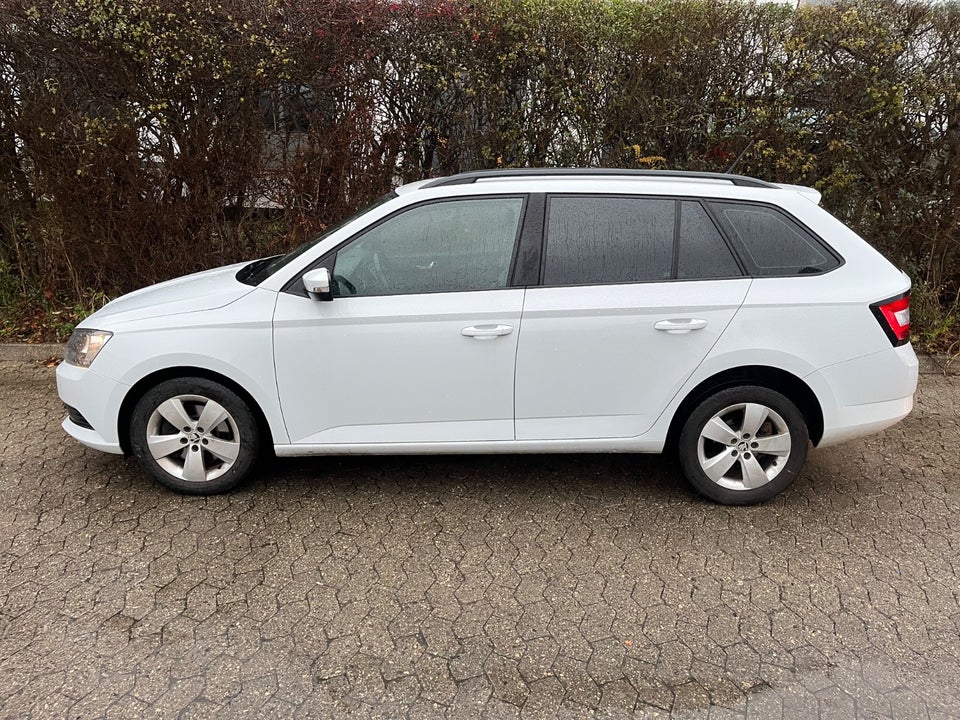 Skoda Fabia 1,0 TSi 110 Ambition Combi DSG 5d