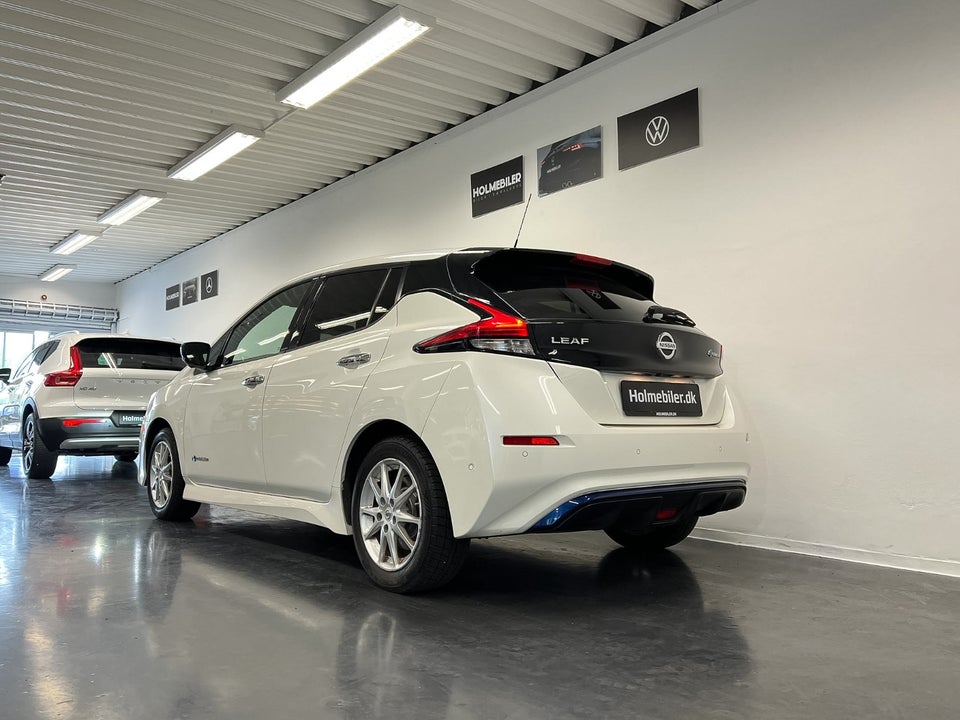 Nissan Leaf 62 e+ Tekna 5d