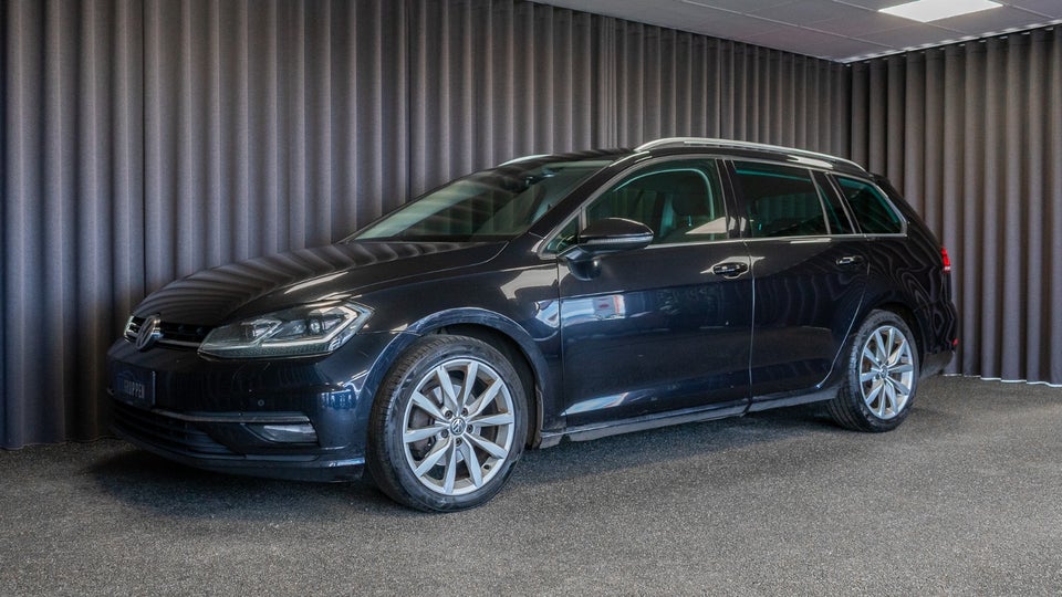 VW Golf VII 2,0 TDi 150 Highline Variant DSG 5d