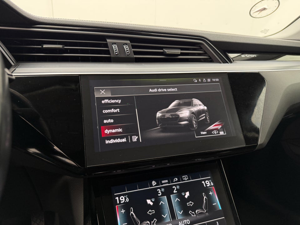 Audi e-tron 50 S-line Prestige quattro 5d