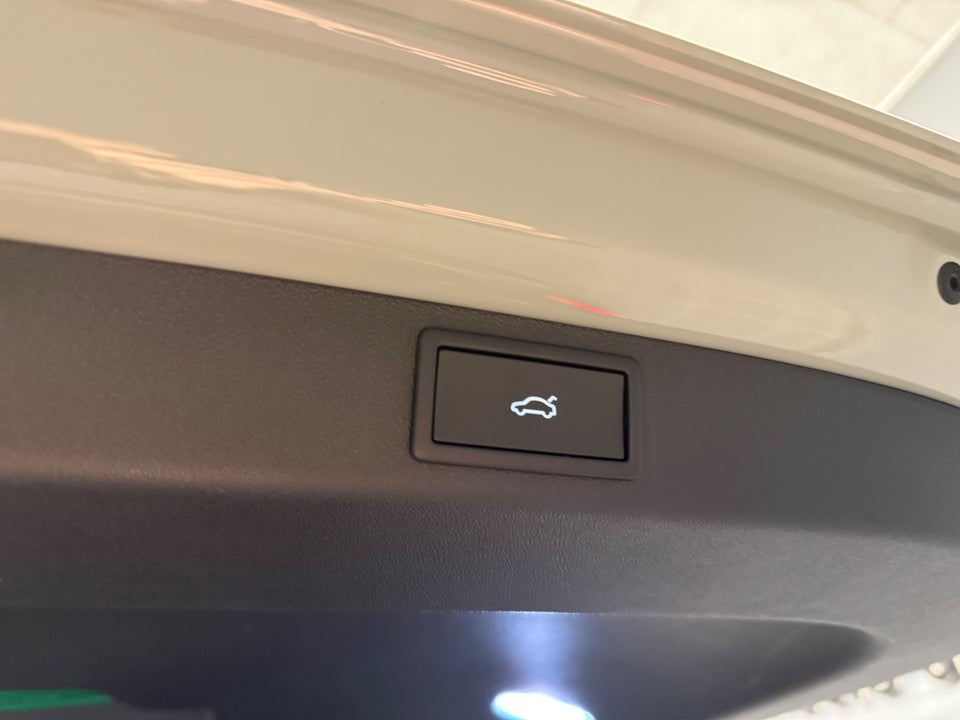 Skoda Elroq 85 iV Lodge 5d