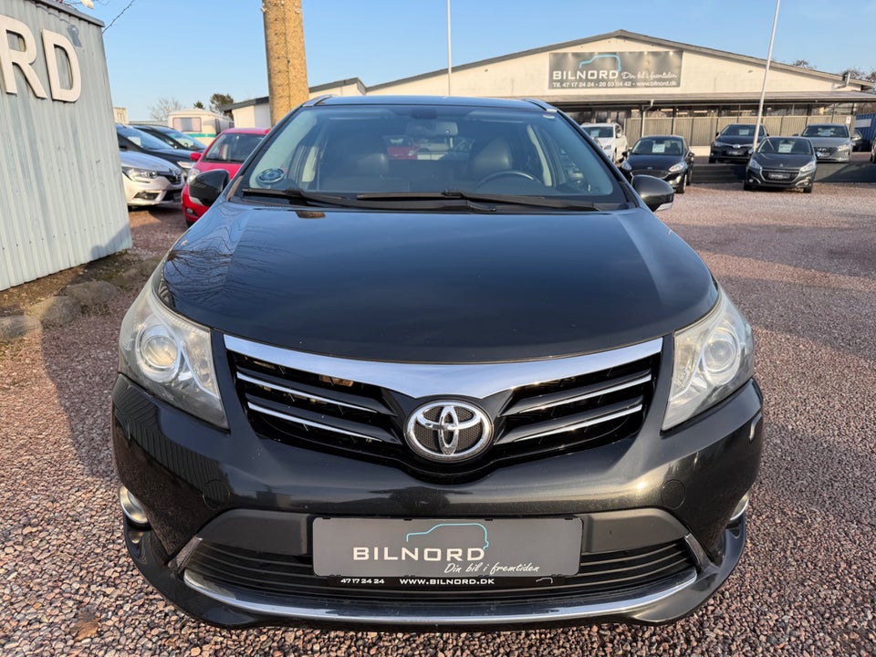 Toyota Avensis 1,8 VVT-i T2 Premium stc. 5d