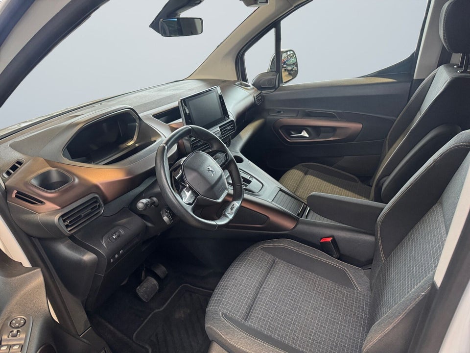 Peugeot e-Rifter 50 GT L2 5d