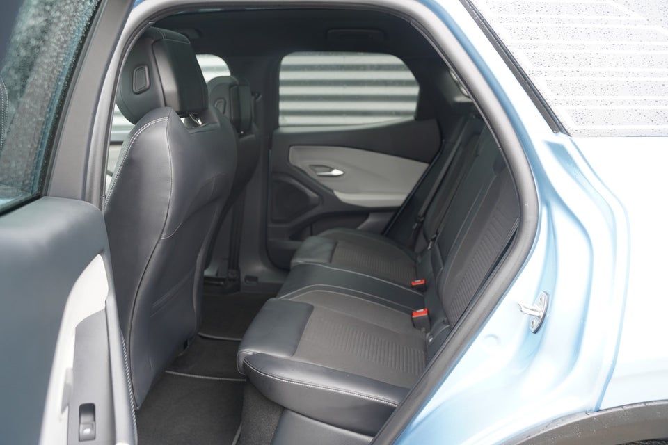 Ford Explorer 79 Premium Extended Range AWD 5d